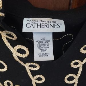 3/4 sleeve black and gold blouse